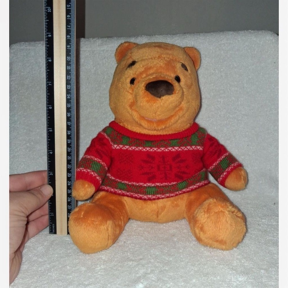 Hallmark Winnie the Pooh Plush Cozy Sweater Edition‎ Collectible